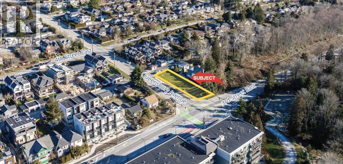 802 E 3RD STREET, North Vancouver, British Columbia