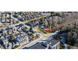 802 E 3RD STREET, North Vancouver, British Columbia