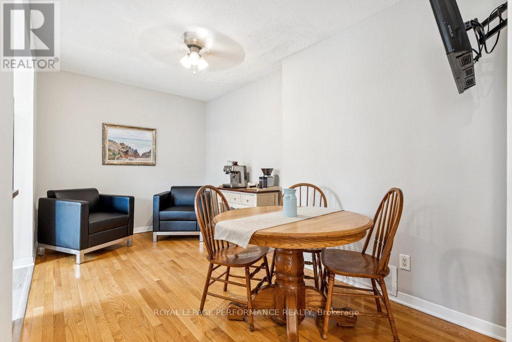 74 - 4634 Cosmic Place, Ottawa, Ontario  K1B 4R8 - Photo 11 - X12395010