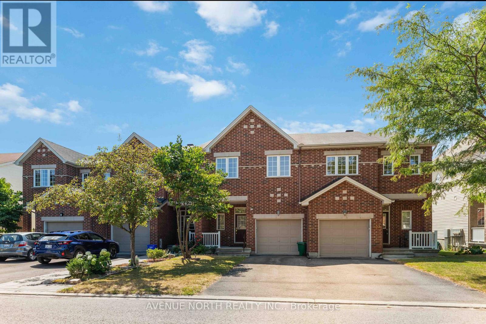 241 Waymark Crescent, Ottawa, Ontario  K2M 0A6 - Photo 1 - X12395014