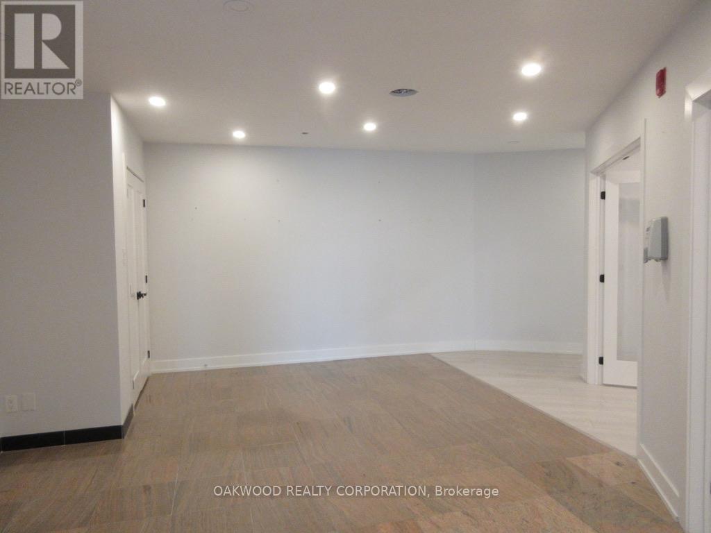 Tb 300 - 8000 Jane Street, Vaughan, Ontario  L4K 5B8 - Photo 15 - N12394935