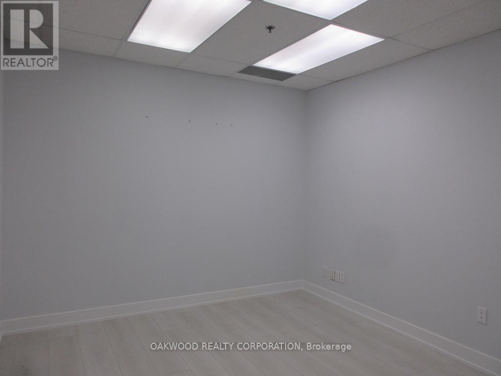 Tb 300 - 8000 Jane Street, Vaughan, Ontario  L4K 5B8 - Photo 3 - N12394935