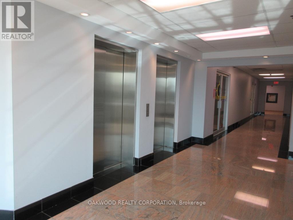 Tb 300 - 8000 Jane Street, Vaughan, Ontario  L4K 5B8 - Photo 4 - N12394935