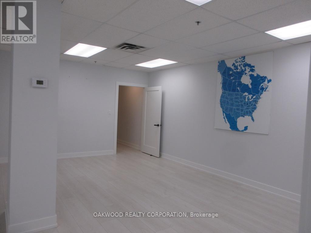 Tb 300 - 8000 Jane Street, Vaughan, Ontario  L4K 5B8 - Photo 9 - N12394935