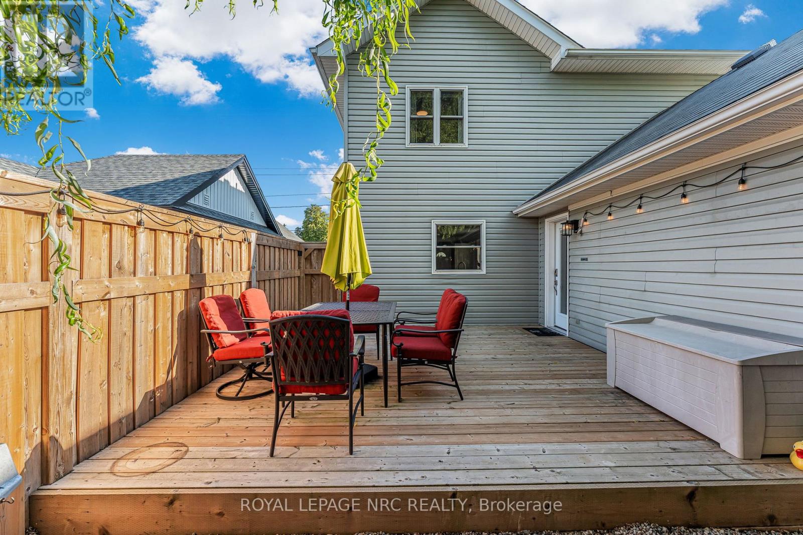 12 Lincoln Road E, Fort Erie, Ontario  L0S 1B0 - Photo 40 - X12395099