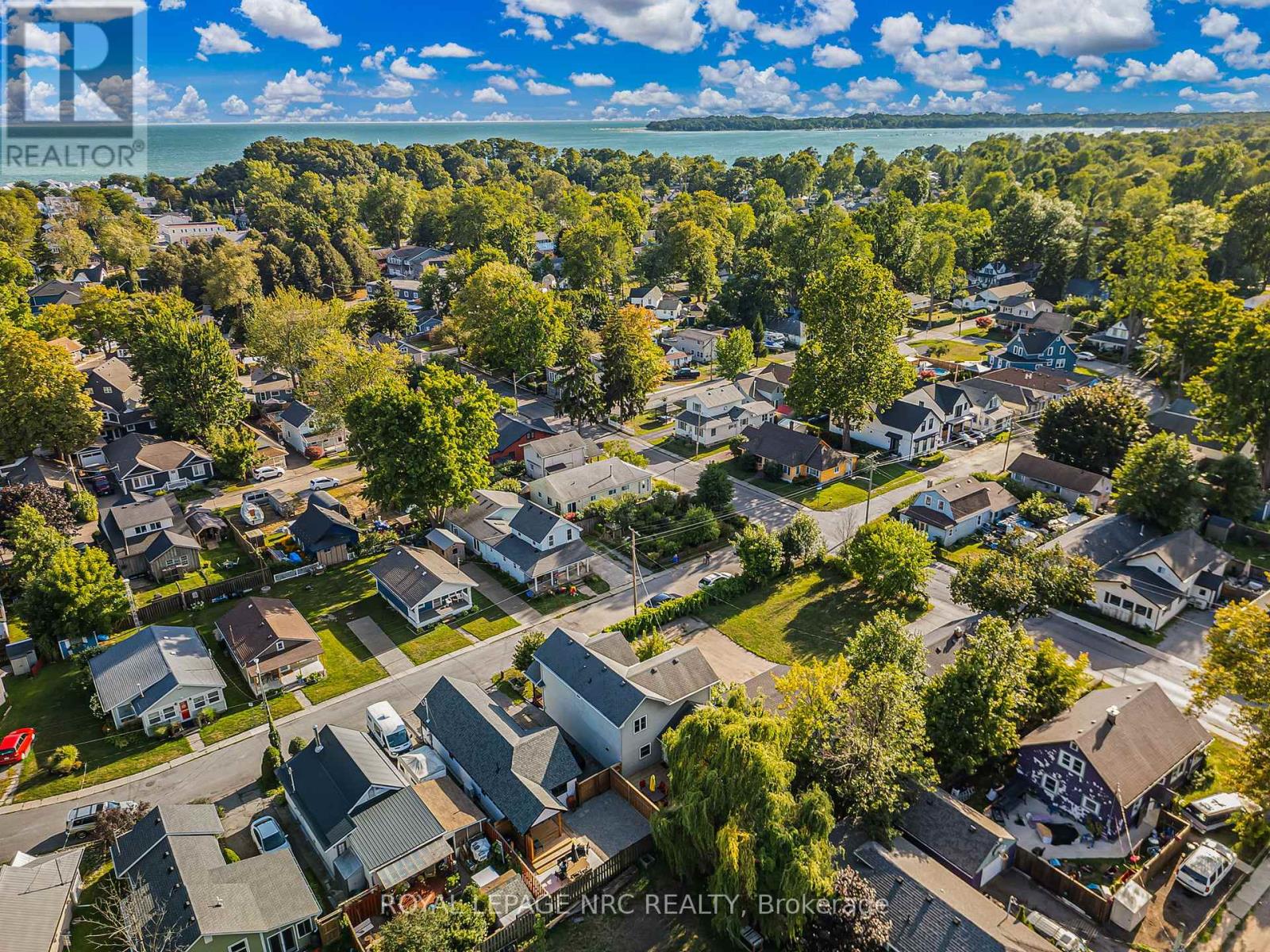 12 Lincoln Road E, Fort Erie, Ontario  L0S 1B0 - Photo 44 - X12395099