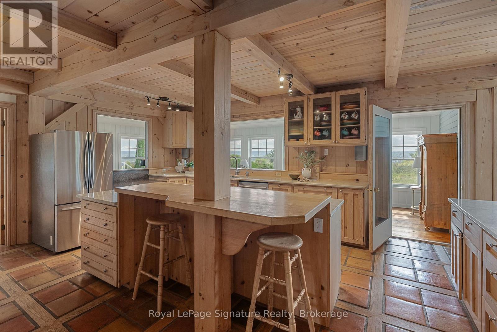 47058 Old Mail Road, Grey Highlands, Ontario  N4L 1W7 - Photo 13 - X12395072