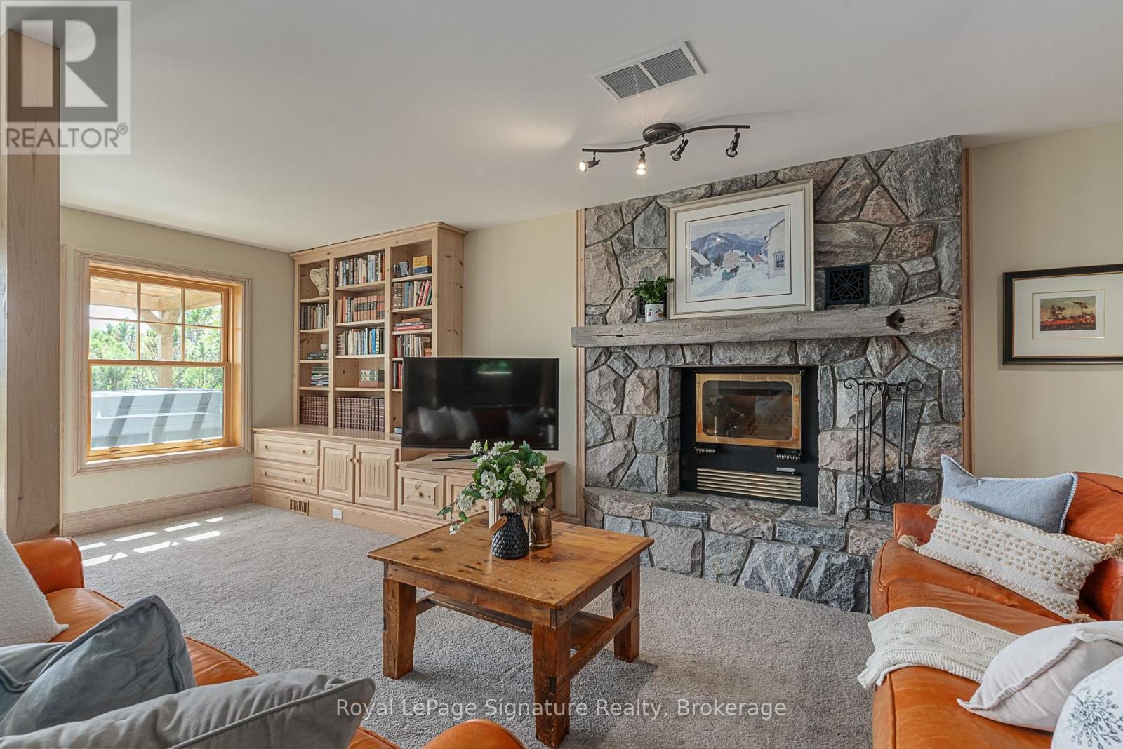 47058 Old Mail Road, Grey Highlands, Ontario  N4L 1W7 - Photo 32 - X12395072