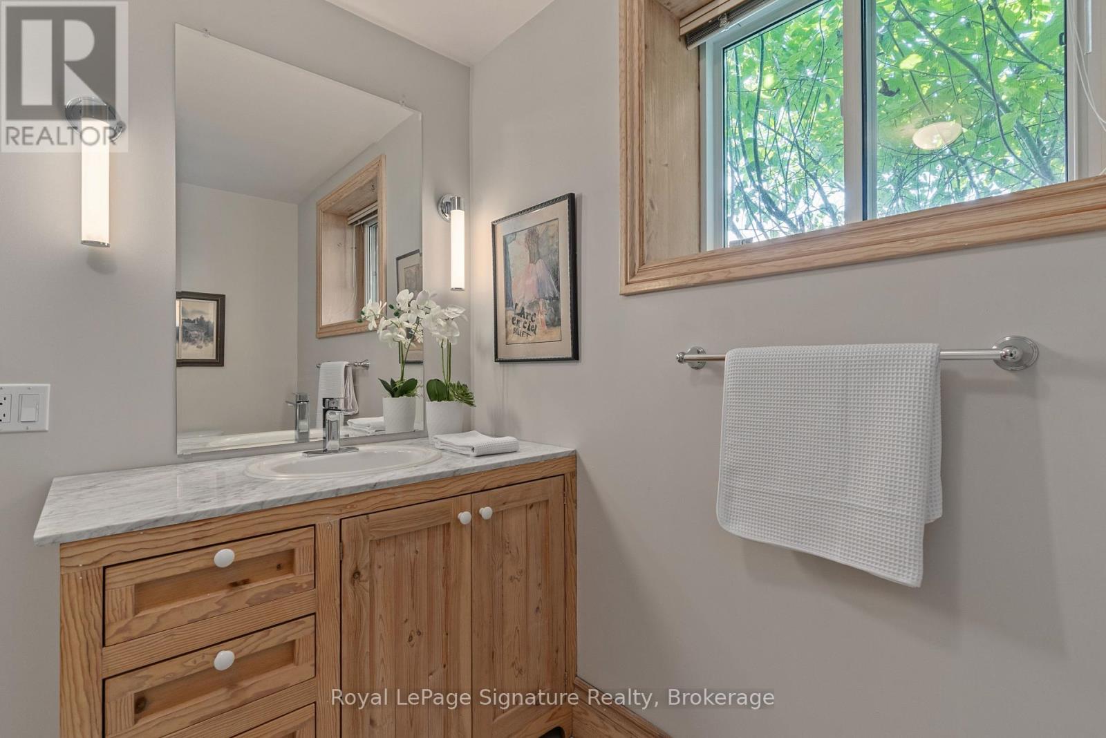 47058 Old Mail Road, Grey Highlands, Ontario  N4L 1W7 - Photo 37 - X12395072