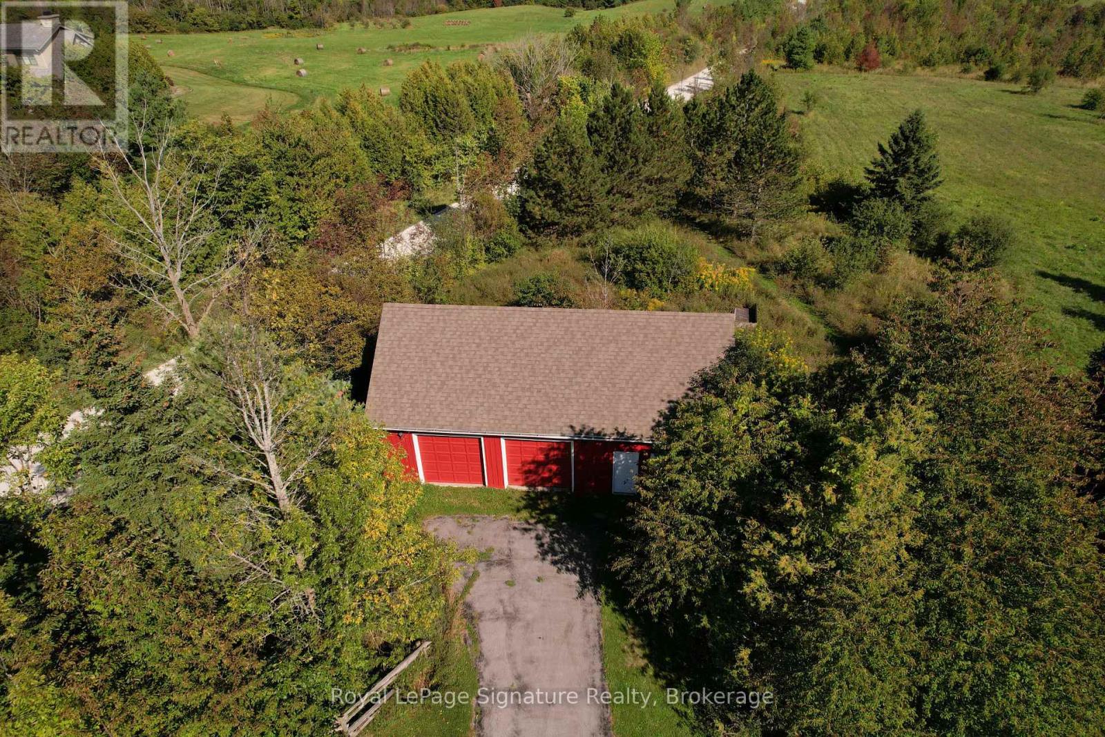 47058 Old Mail Road, Grey Highlands, Ontario  N4L 1W7 - Photo 49 - X12395072