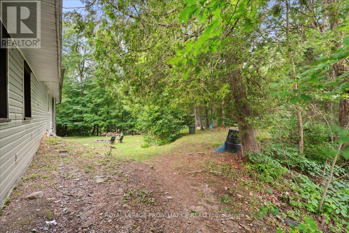 1023 Jewel Road, North Frontenac, Ontario  K0H 1K0 - Photo 32 - X12395009