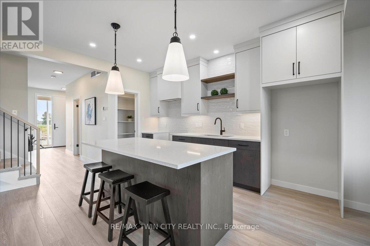 101 Clayton Street, West Perth, Ontario  N0K 1N0 - Photo 10 - X12384019