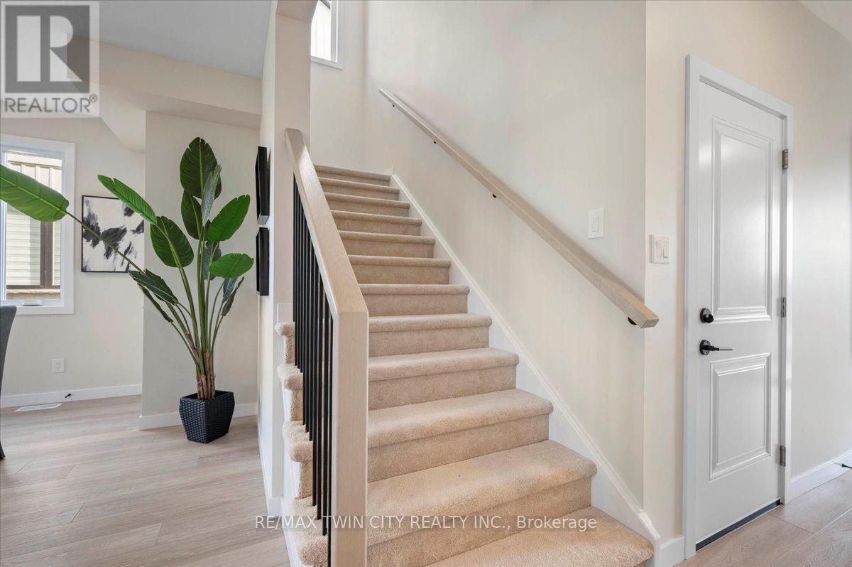101 Clayton Street, West Perth, Ontario  N0K 1N0 - Photo 20 - X12384019