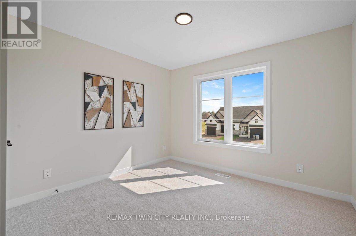 101 Clayton Street, West Perth, Ontario  N0K 1N0 - Photo 31 - X12384019