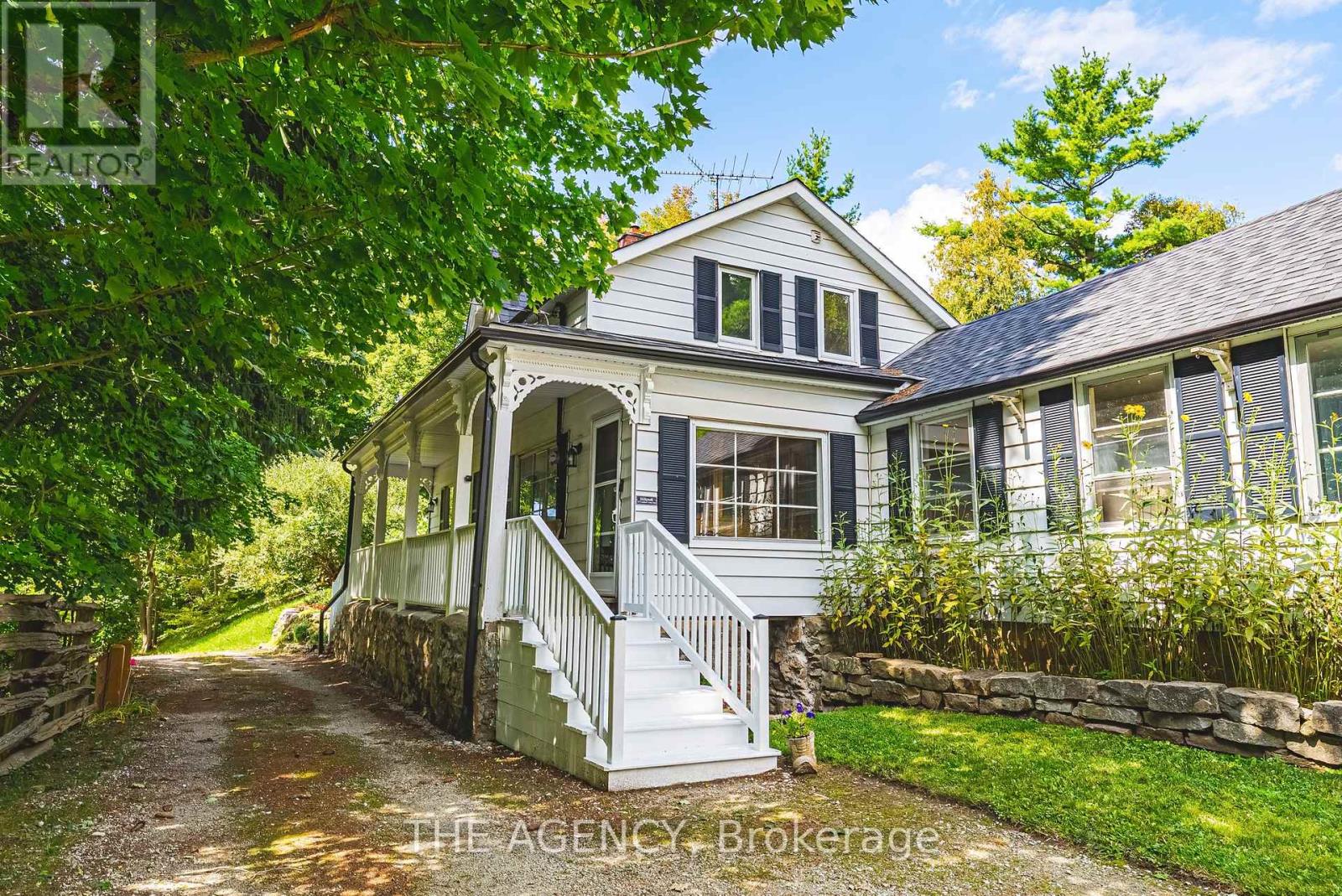 Property at 327 CAMPBELL AVENUE E image 2
