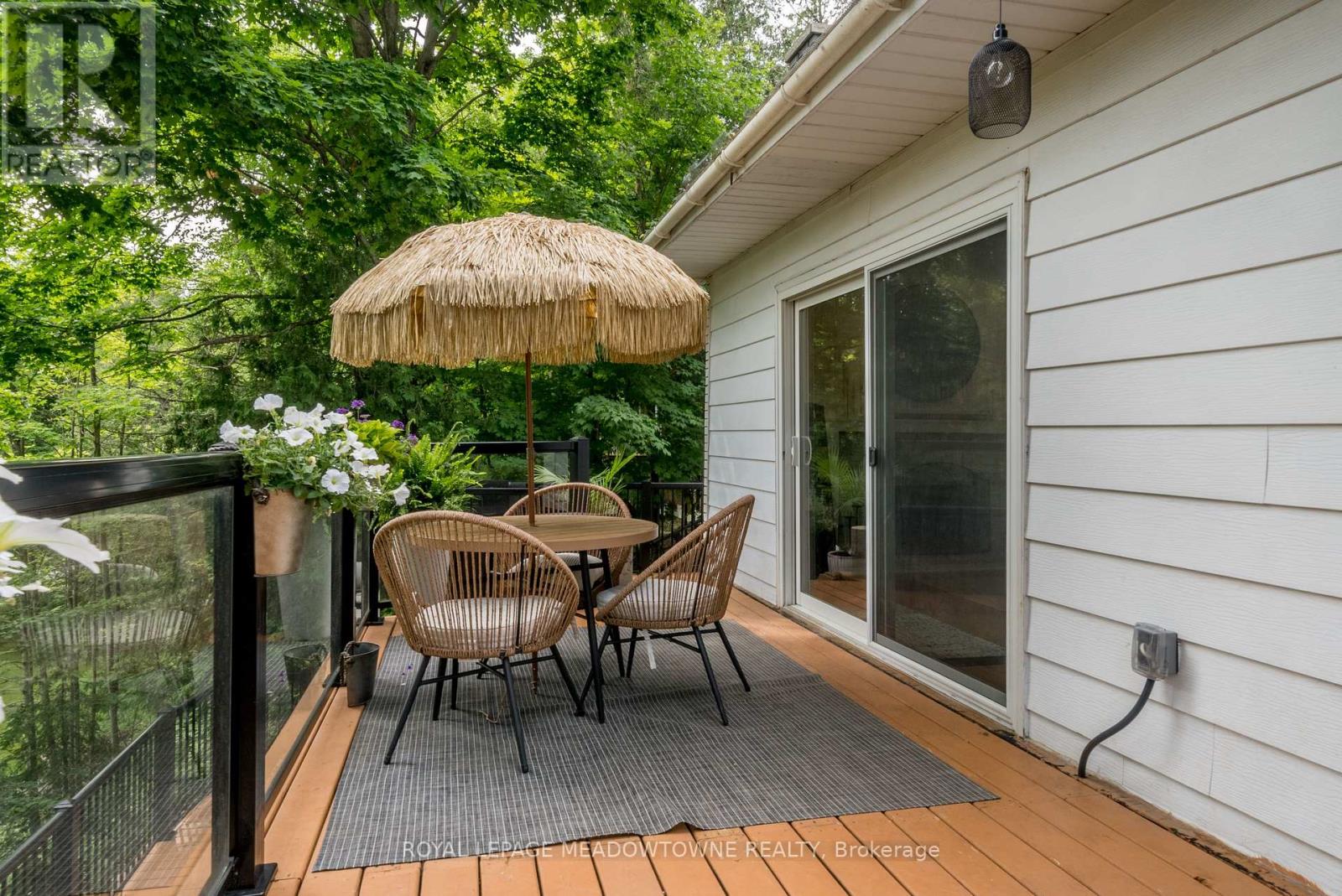 27 Tweedle Street, Halton Hills, Ontario  L7G 3S6 - Photo 14 - W12394933