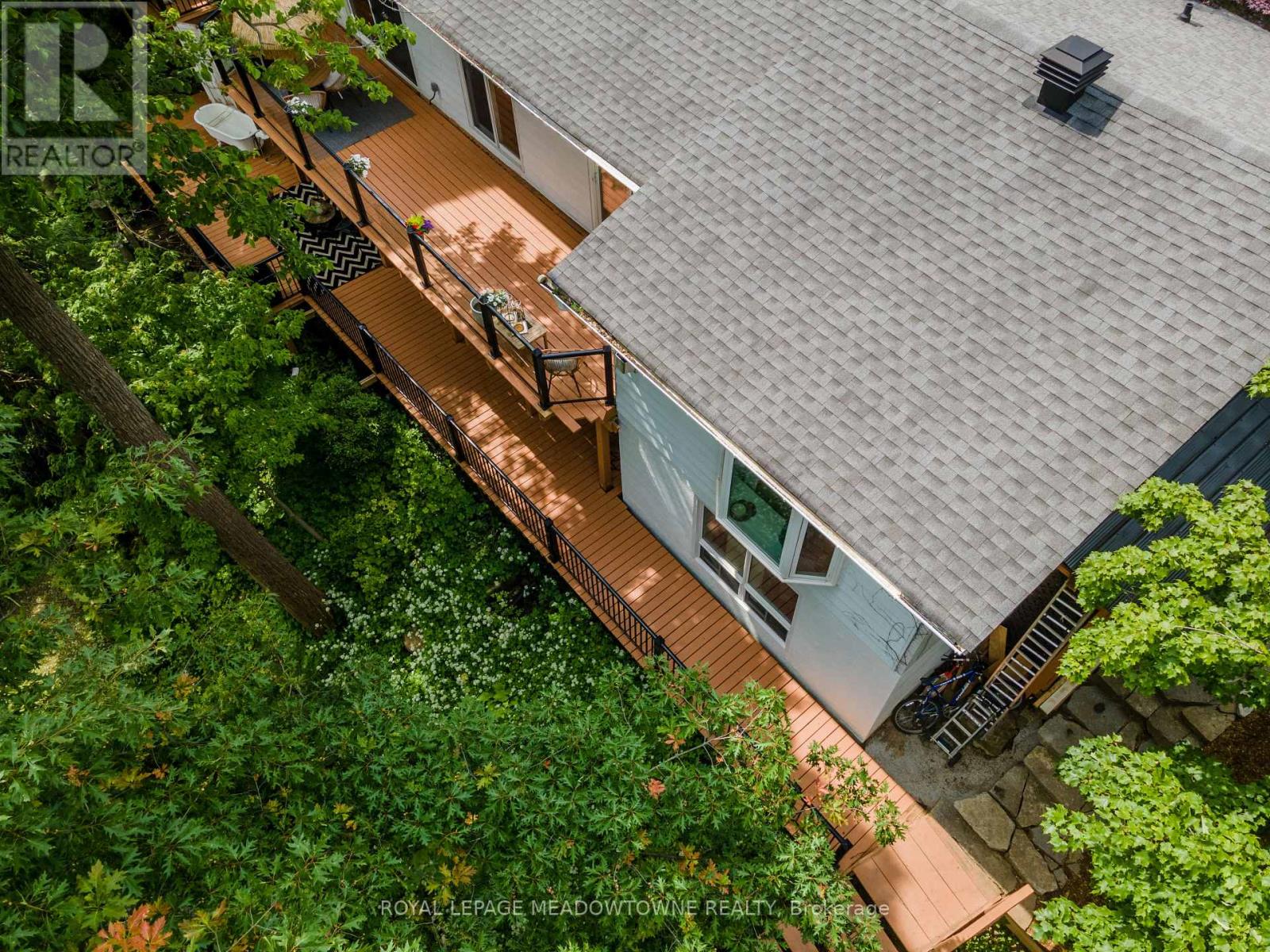27 Tweedle Street, Halton Hills, Ontario  L7G 3S6 - Photo 46 - W12394933
