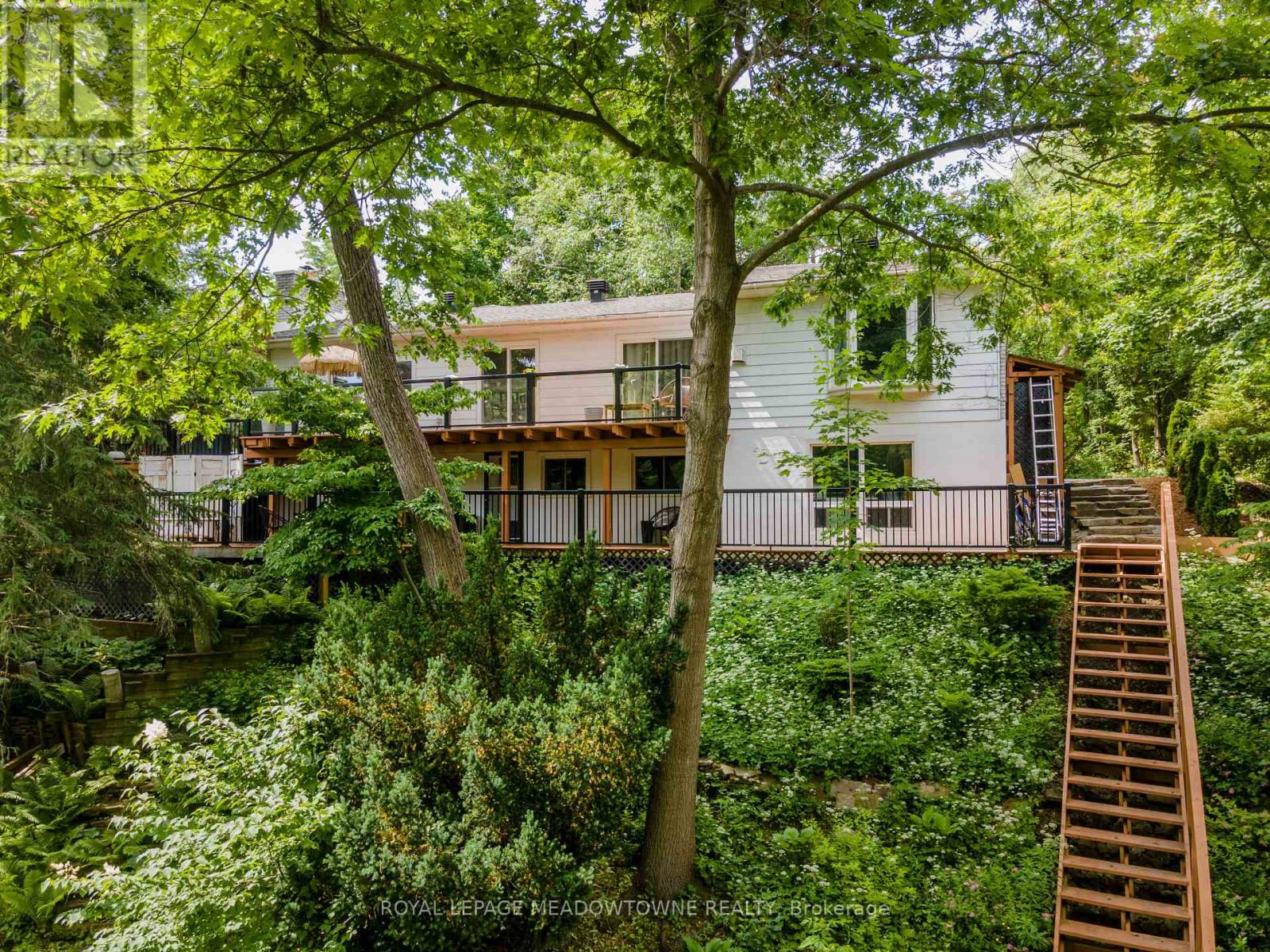 27 Tweedle Street, Halton Hills, Ontario  L7G 3S6 - Photo 47 - W12394933