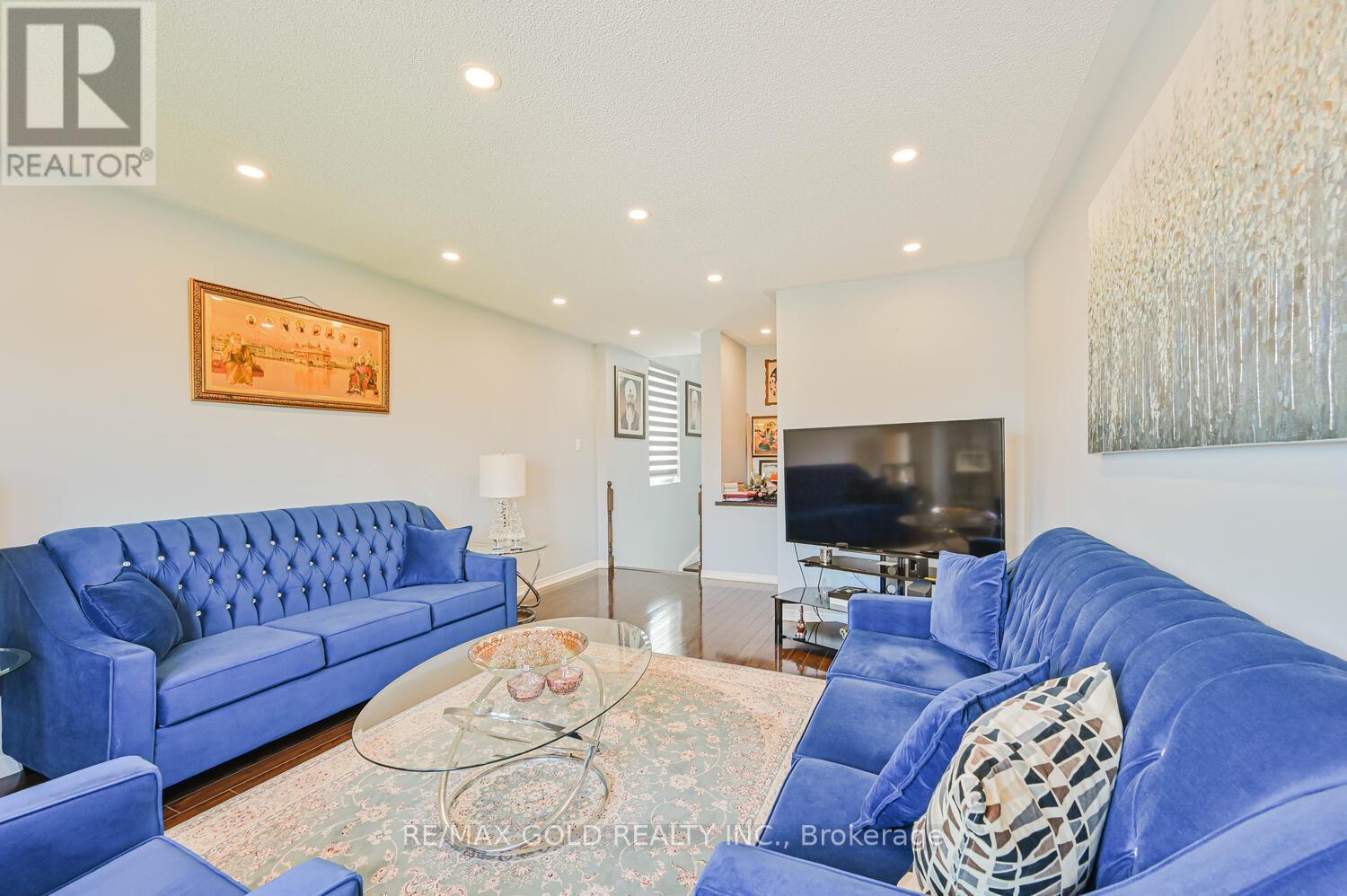 101 Beaconsfield Avenue, Brampton (Fletcher's West), Ontario  L6Y 4R6 - Photo 23 - W12394937