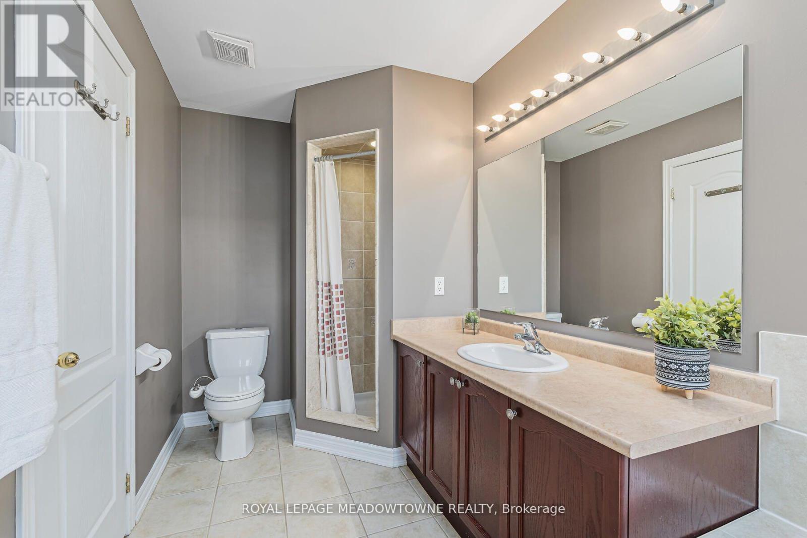 11 - 102 Cedarbrook Road, Brampton (Sandringham-Wellington), Ontario  L6R 0W4 - Photo 19 - W12394953