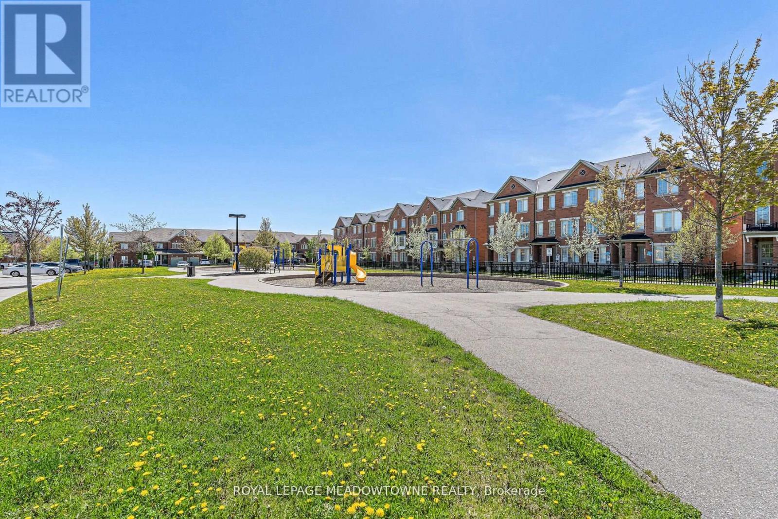11 - 102 Cedarbrook Road, Brampton (Sandringham-Wellington), Ontario  L6R 0W4 - Photo 31 - W12394953