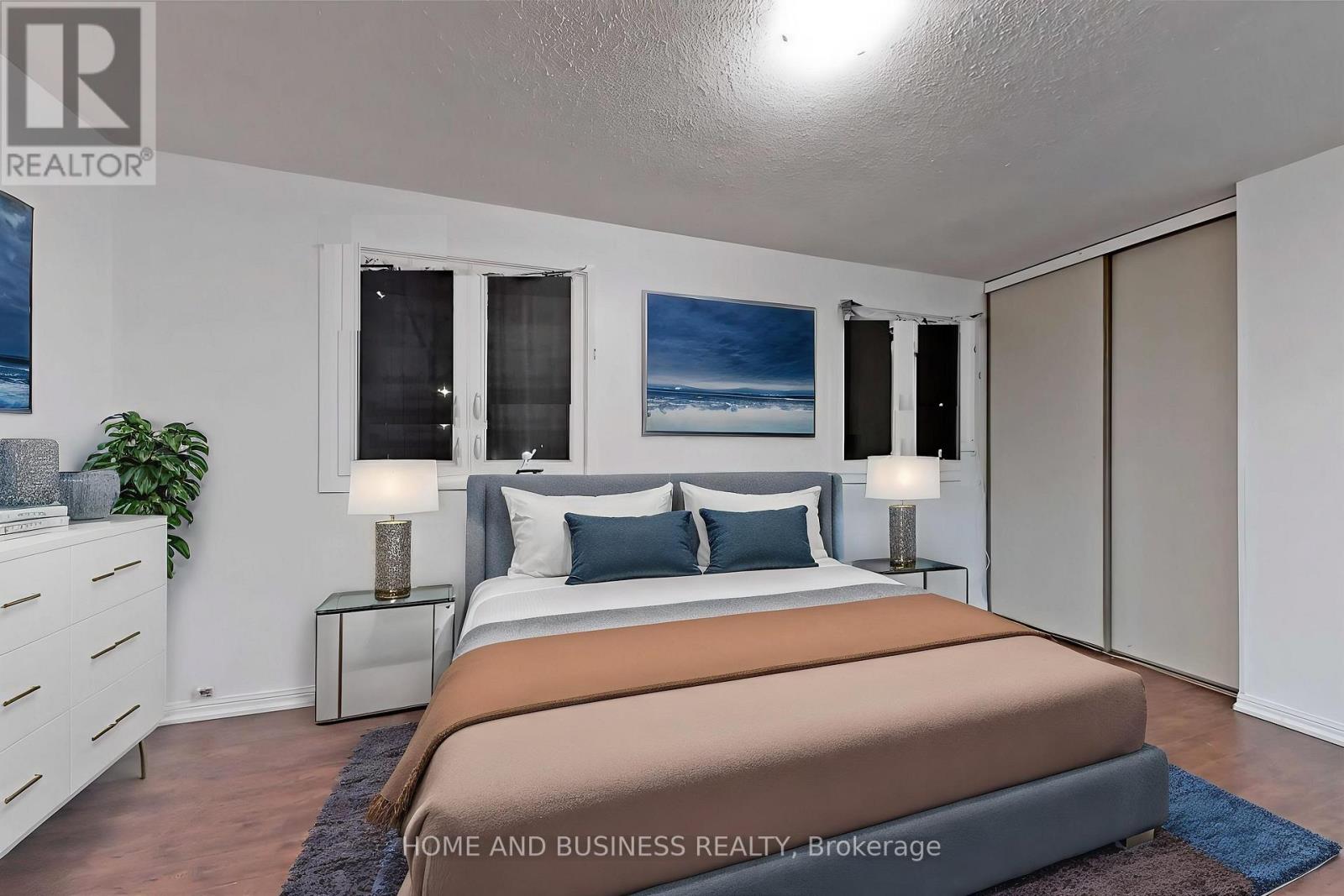 31 Greenleaf Crescent, Brampton (Brampton West), Ontario  L6X 2V5 - Photo 11 - W12394967