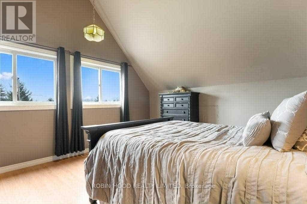 76 Dover Street, Haldimand, Ontario  N1A 2W6 - Photo 18 - X12394947