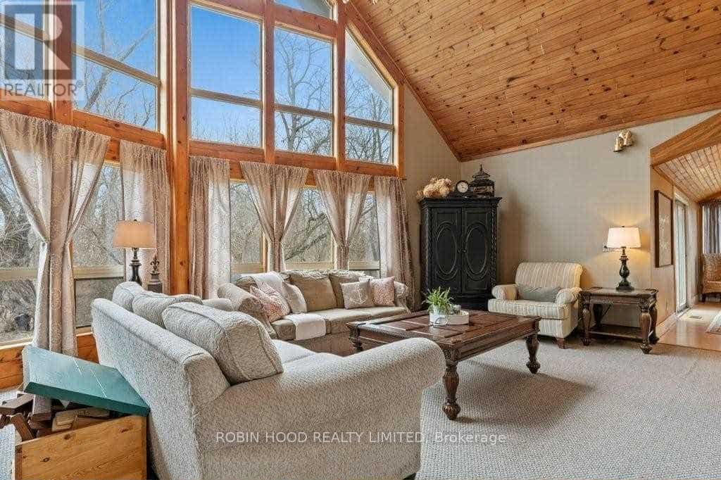 76 Dover Street, Haldimand, Ontario  N1A 2W6 - Photo 4 - X12394947