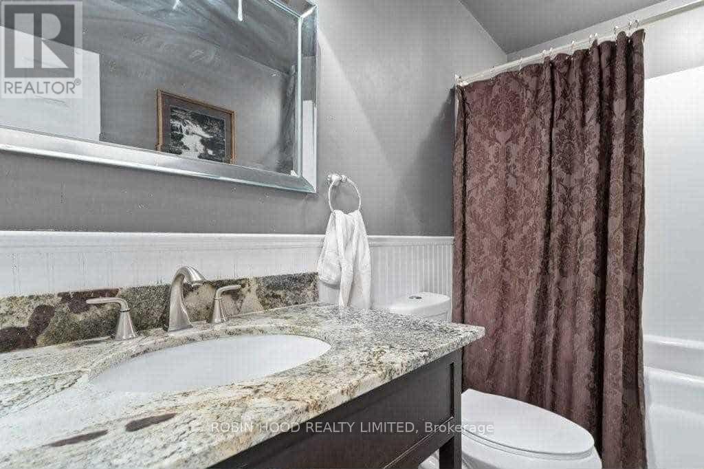 76 Dover Street, Haldimand, Ontario  N1A 2W6 - Photo 8 - X12394947