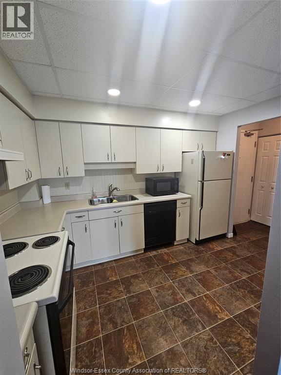 3855 Southwinds Unit# 502, Windsor, Ontario  N9G 2N7 - Photo 3 - 25022745