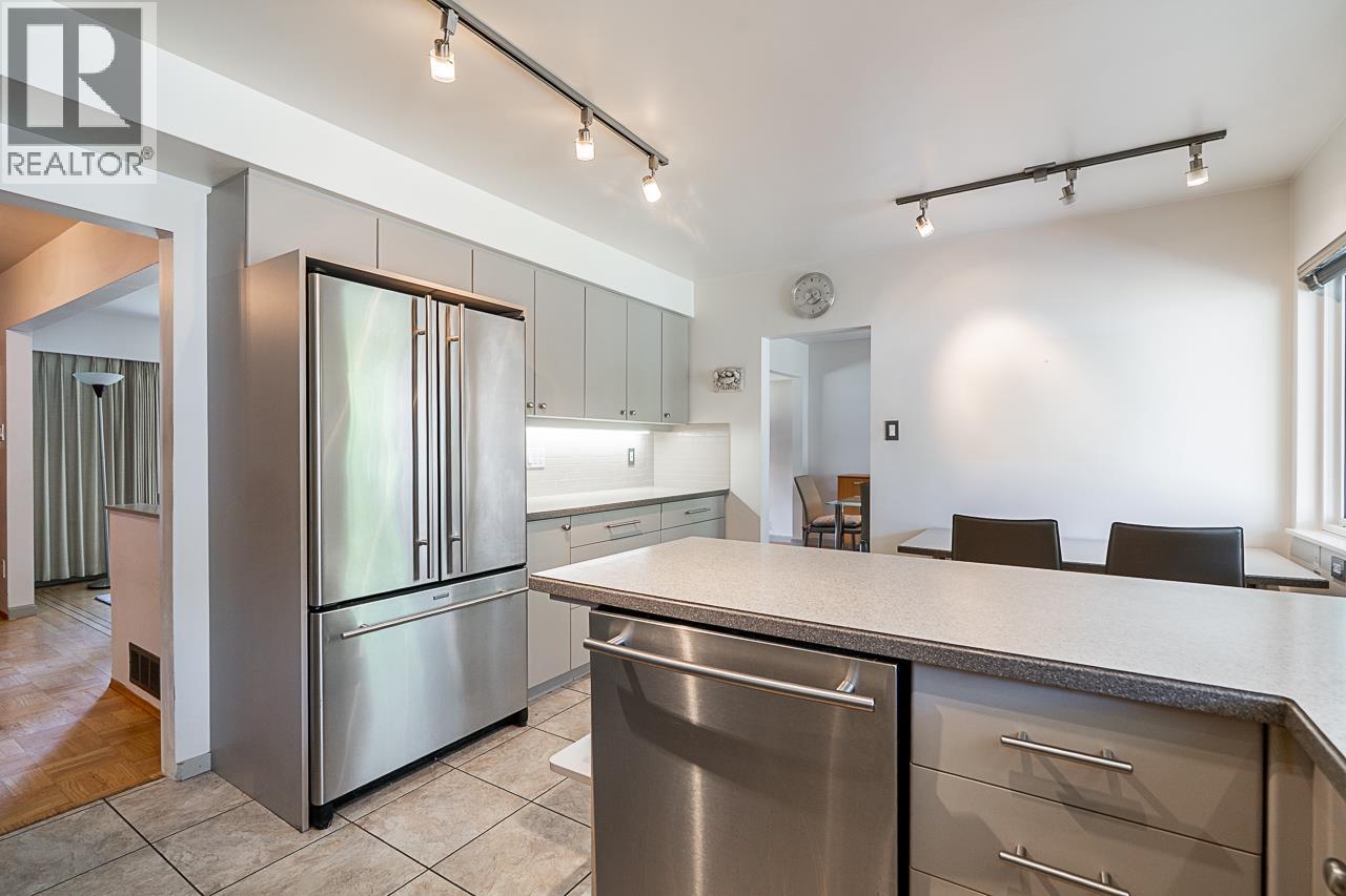 6637 Ash Street, Vancouver, British Columbia  V6P 3K3 - Photo 15 - R3046121