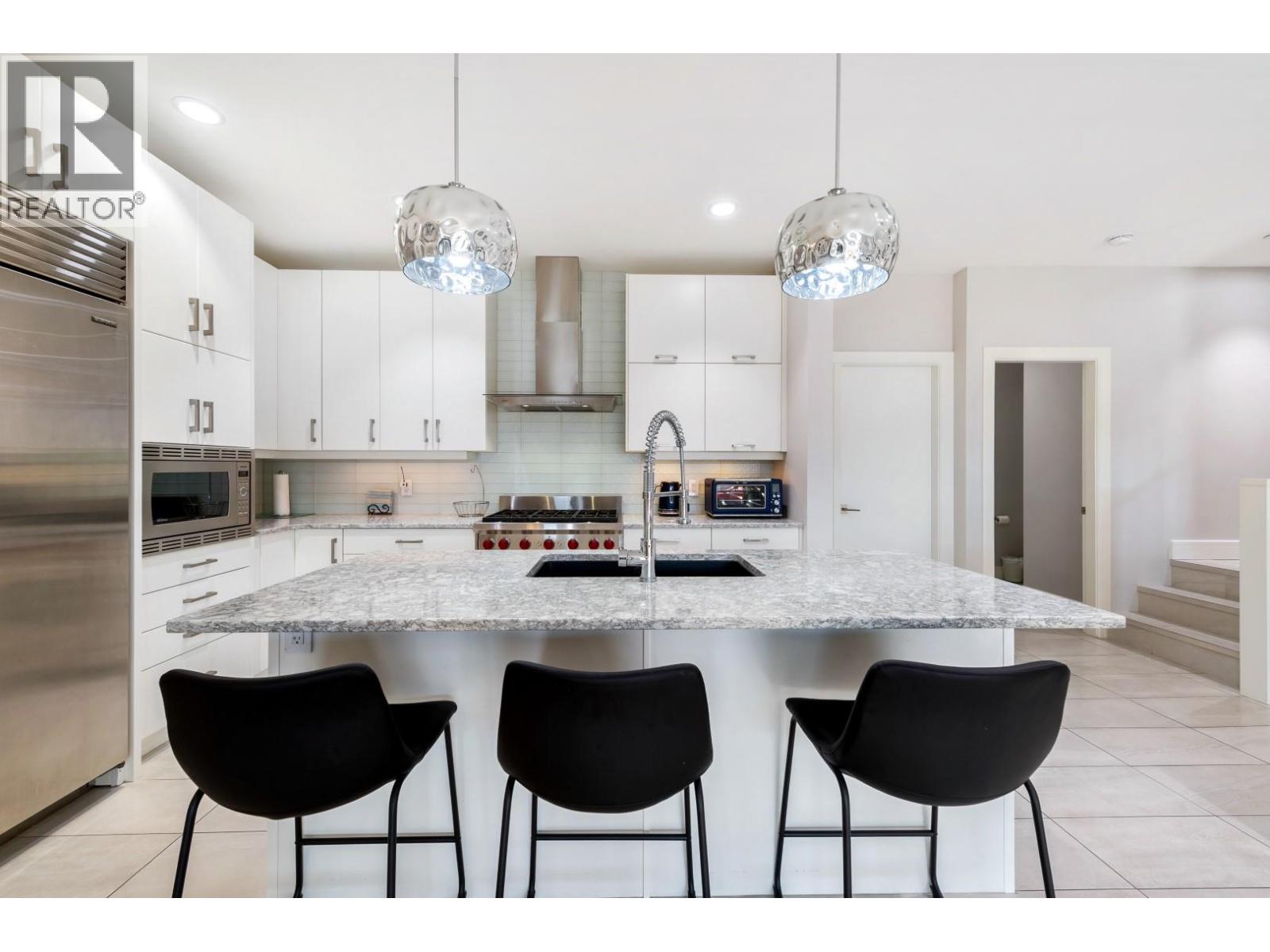 3756 Lakeshore Road Unit# 4, Kelowna, British Columbia  V1W 3L4 - Photo 15 - 10362264