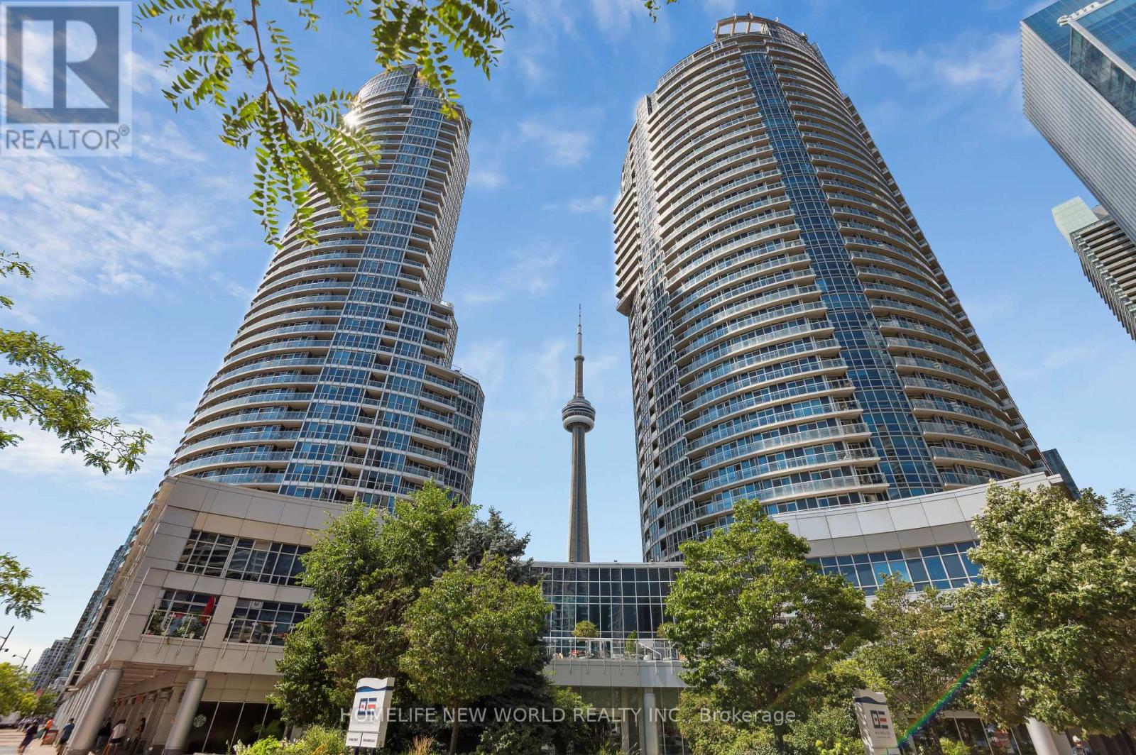 1111 - 8 YORK STREET, Toronto, Ontario
