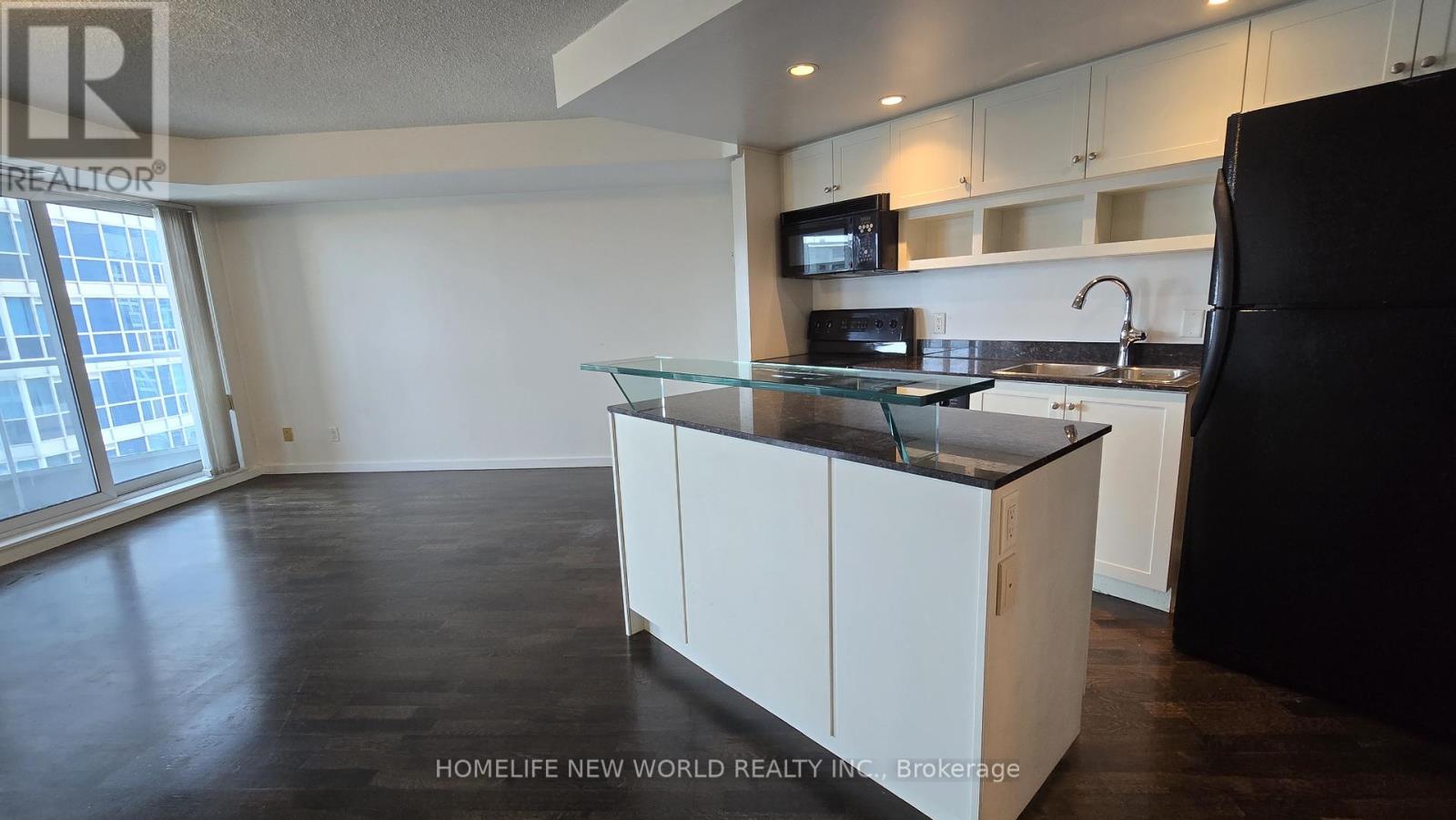 1111 - 8 York Street, Toronto, Ontario  M5J 2Y2 - Photo 4 - C12395002