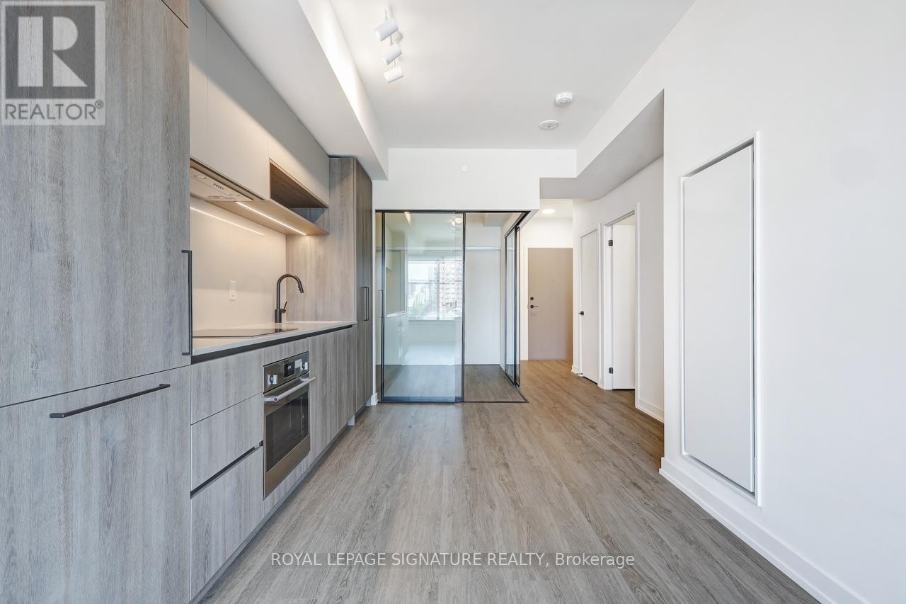 611 - 181 Sterling Road, Toronto, Ontario  M6R 2B2 - Photo 12 - C12395104