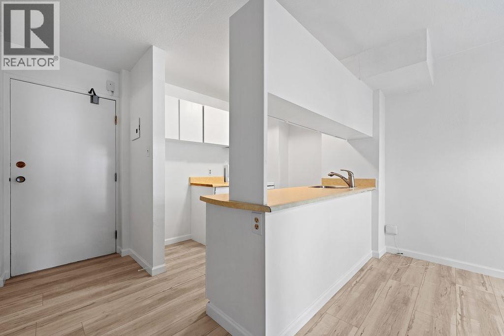 222 1333 Hornby Street, Vancouver, British Columbia  V6Z 2C1 - Photo 13 - R3046089