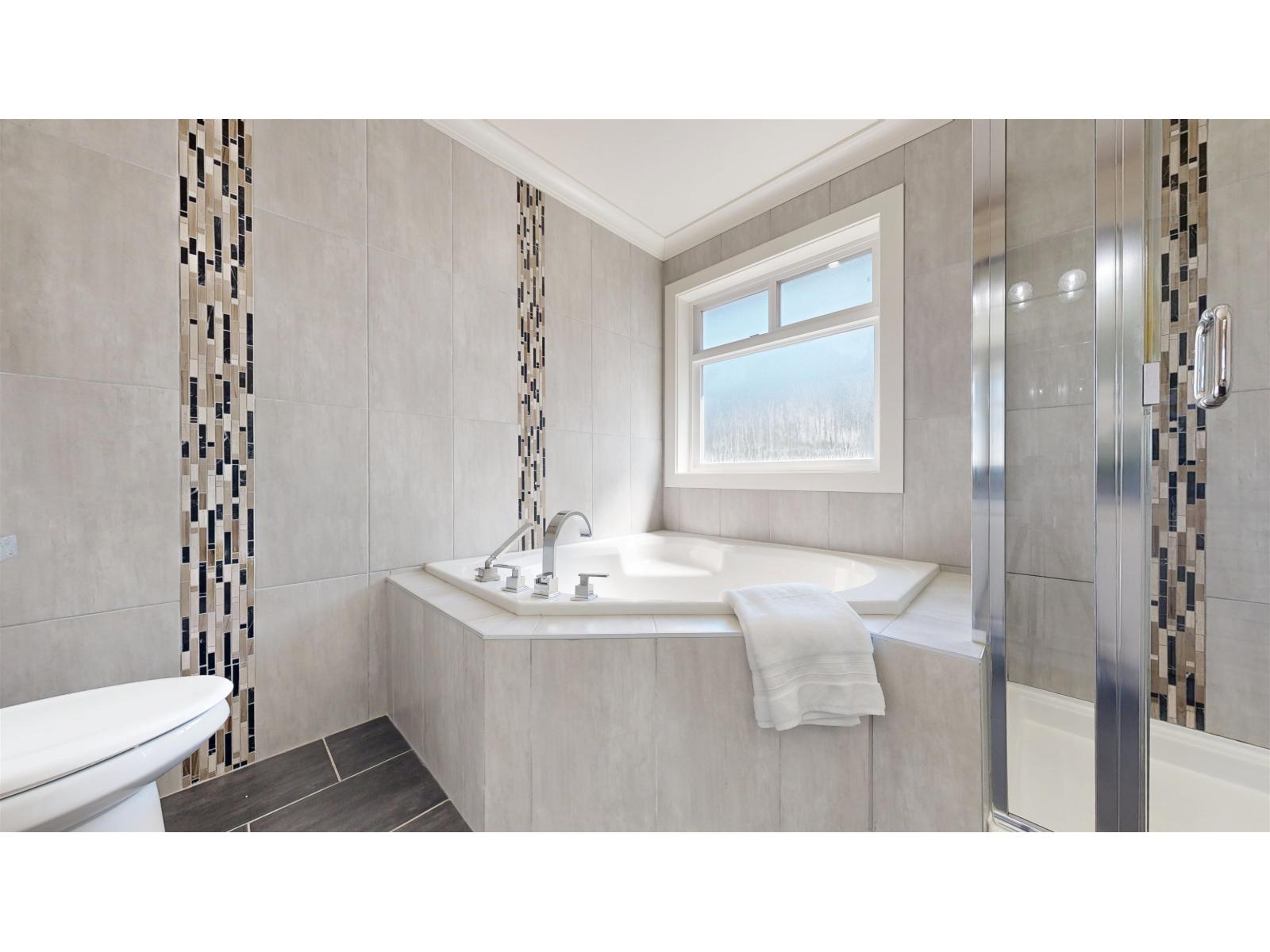 5945 130a Street, Surrey, British Columbia  V3X 0G5 - Photo 20 - R3045502