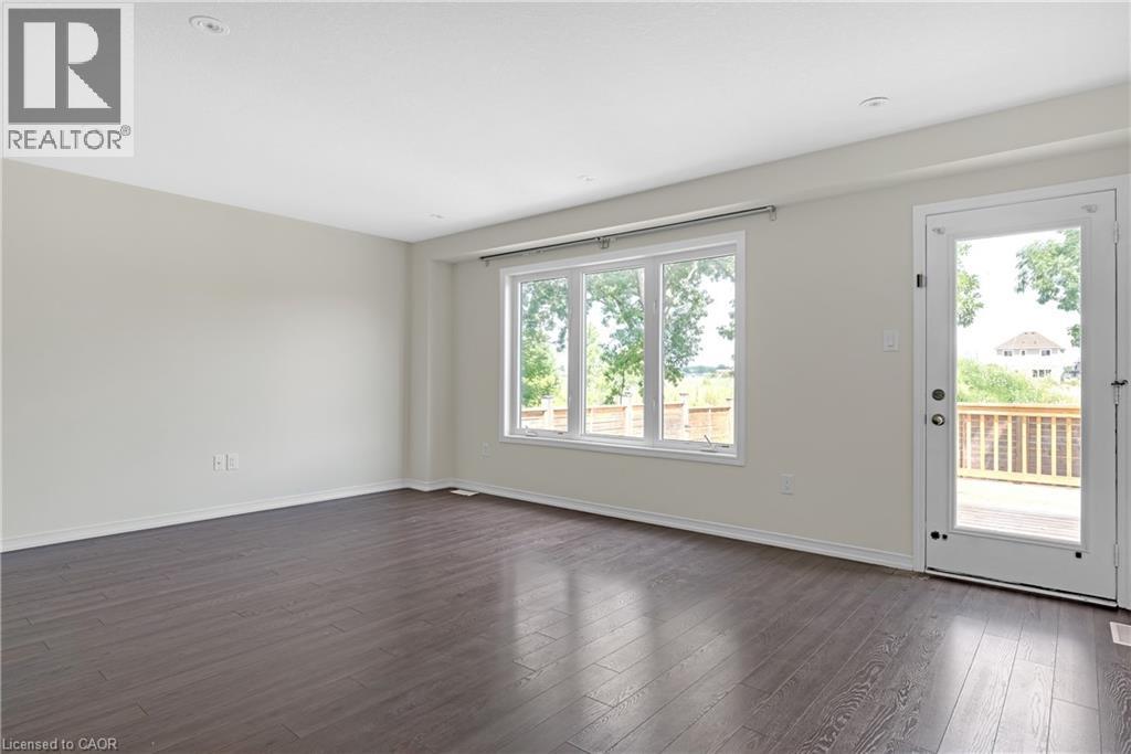 8561 Dogwood Crescent, Niagara Falls, Ontario  L2H 0K7 - Photo 7 - 40767060