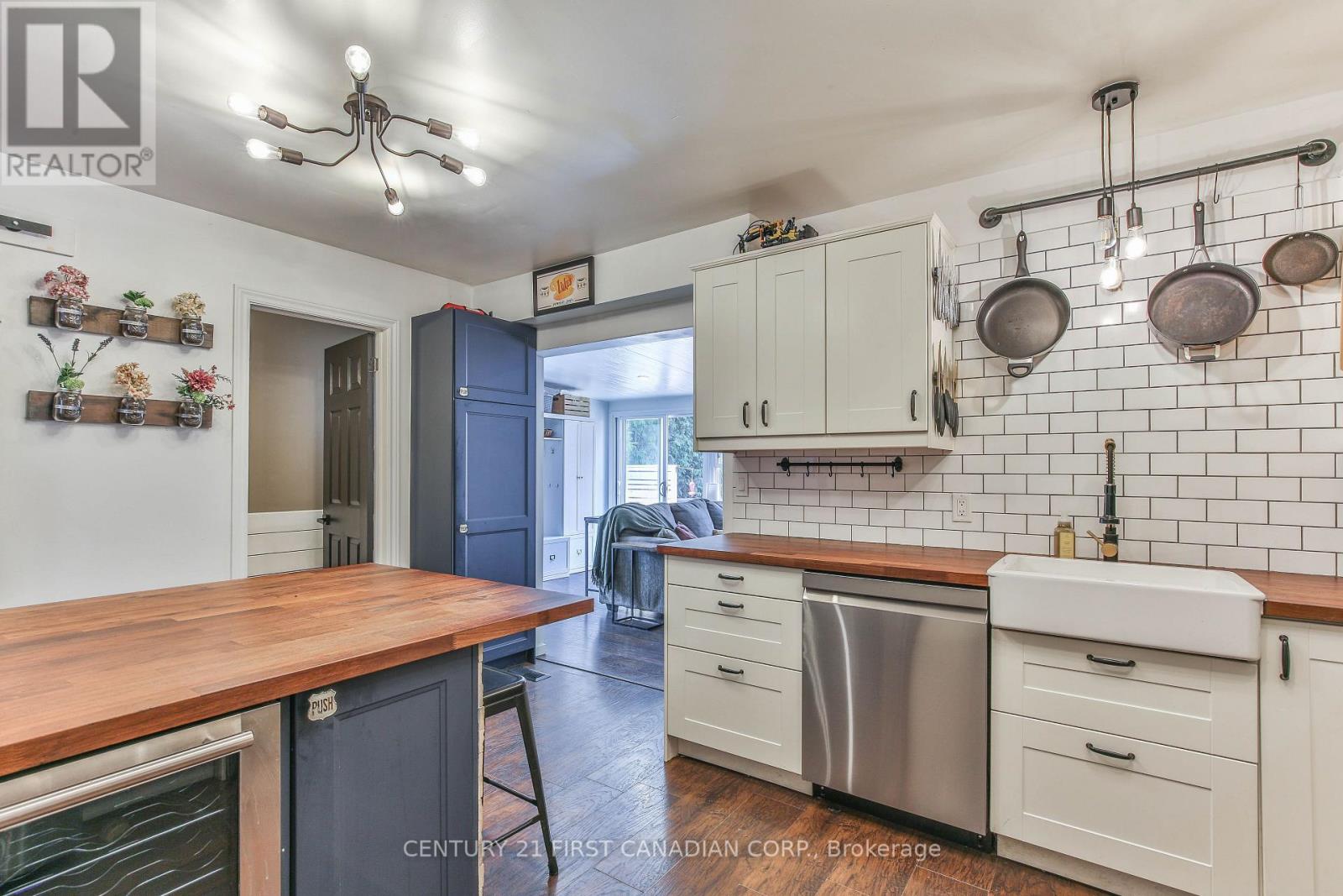 205 Carnegie Street, Ingersoll, Ontario  N5C 1L1 - Photo 14 - X12395169