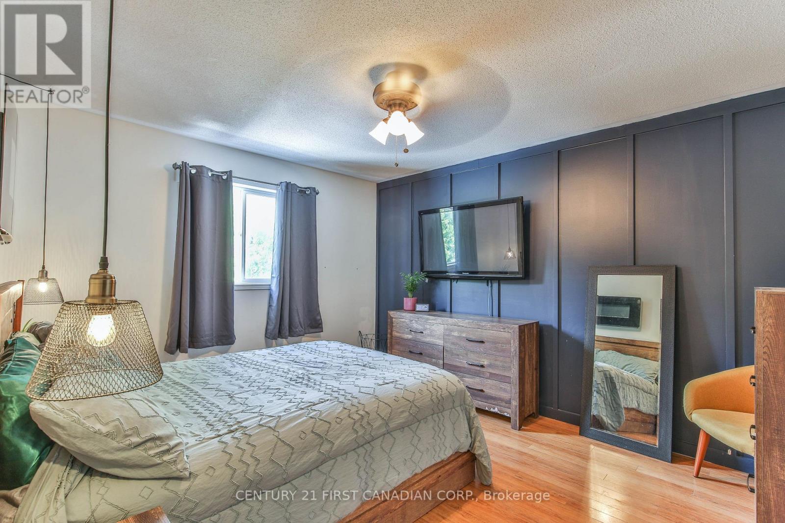 205 Carnegie Street, Ingersoll, Ontario  N5C 1L1 - Photo 23 - X12395169