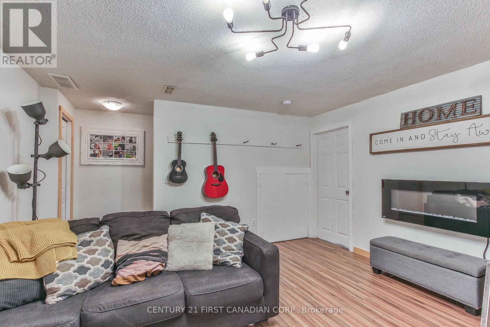 205 Carnegie Street, Ingersoll, Ontario  N5C 1L1 - Photo 32 - X12395169