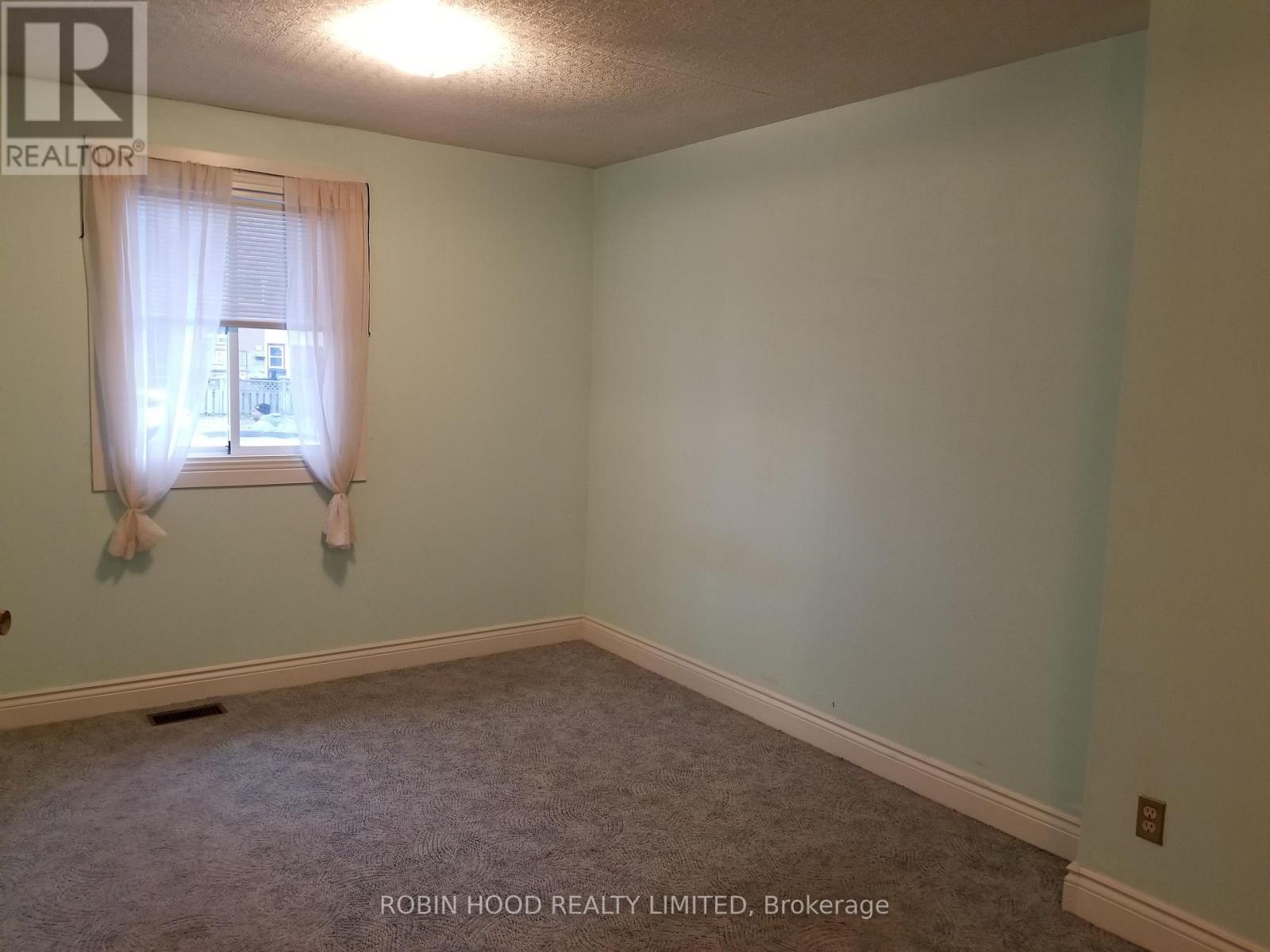 65 Kitchener Road, Toronto, Ontario  M1E 2X6 - Photo 5 - E12394979