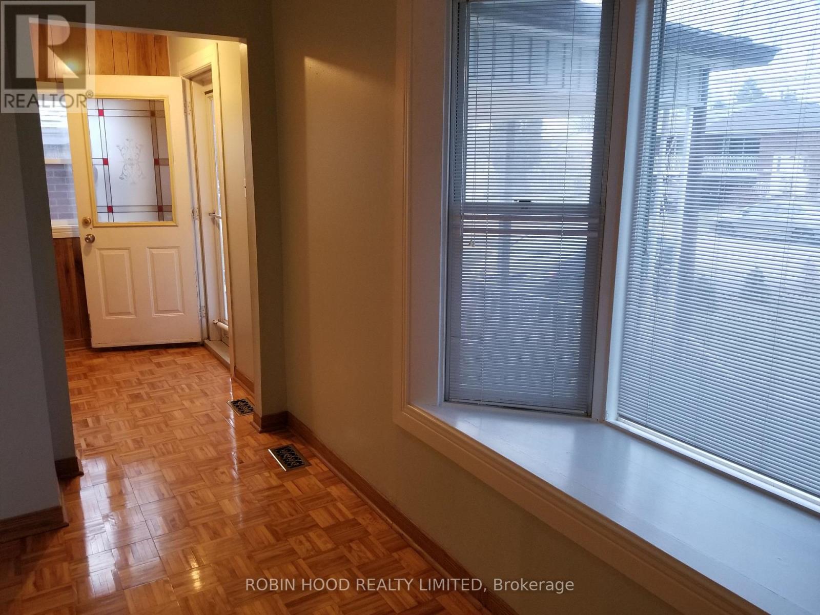 65 Kitchener Road, Toronto, Ontario  M1E 2X6 - Photo 7 - E12394979