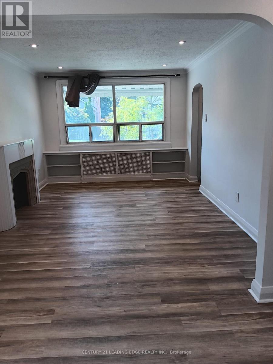 113 Lankin Boulevard, Toronto, Ontario  M4J 4X2 - Photo 15 - E12395118