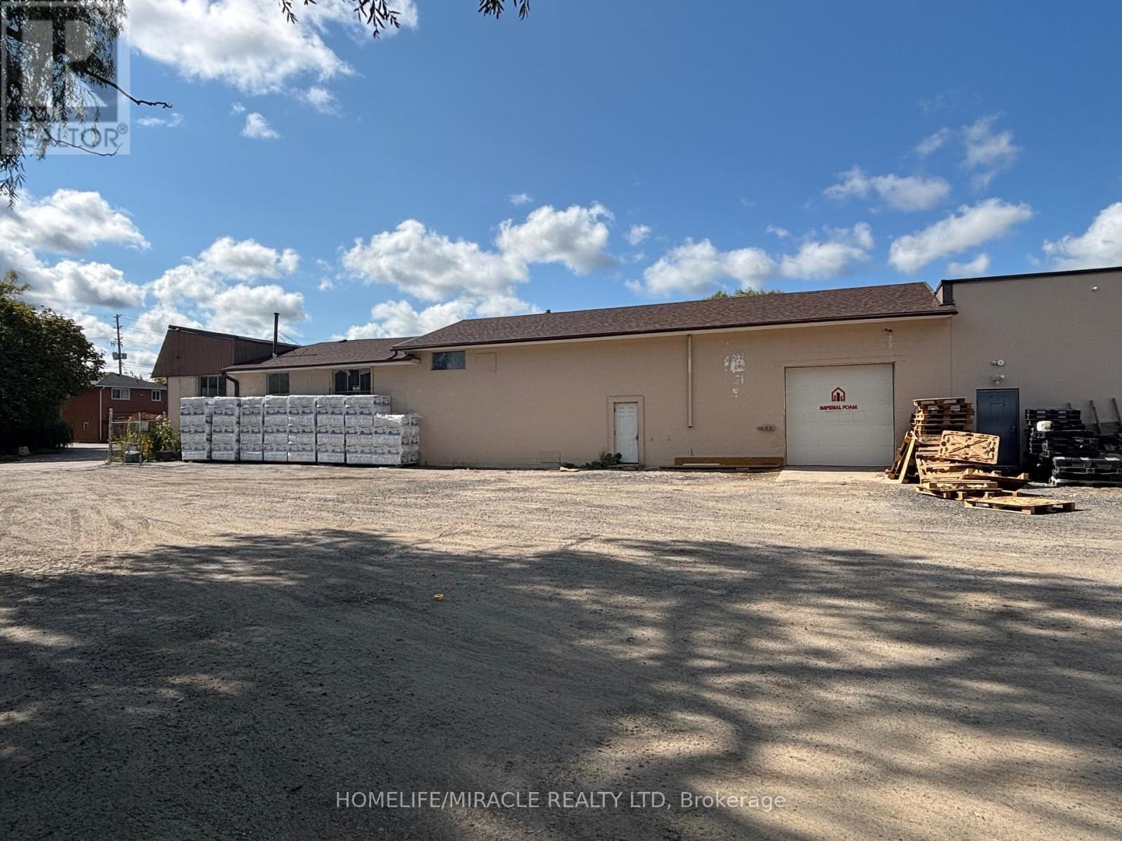 1 - 3153 - 3155 Steeles Avenue, Milton, Ontario  L9T 2V4 - Photo 17 - W12349703