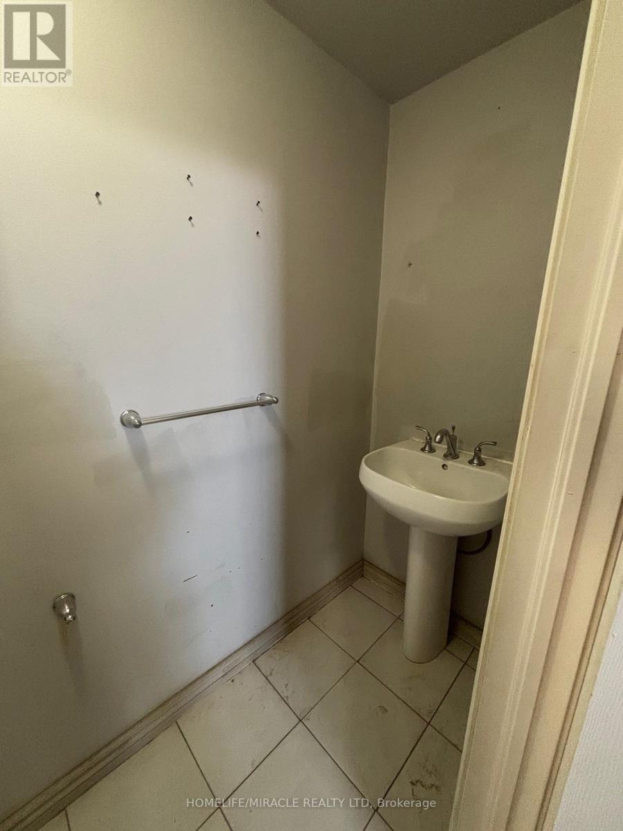 1 - 3153 - 3155 Steeles Avenue, Milton, Ontario  L9T 2V4 - Photo 10 - W12349703