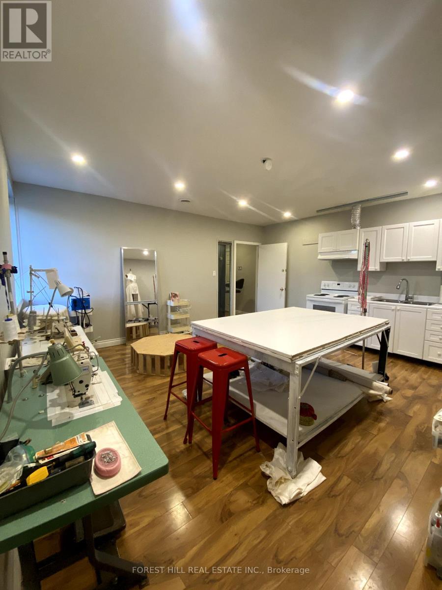202 - 16 Northwestern Avenue, Toronto, Ontario  M6M 5E5 - Photo 11 - W12385307