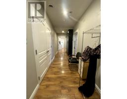 202 - 16 NORTHWESTERN AVENUE, Toronto, Ontario