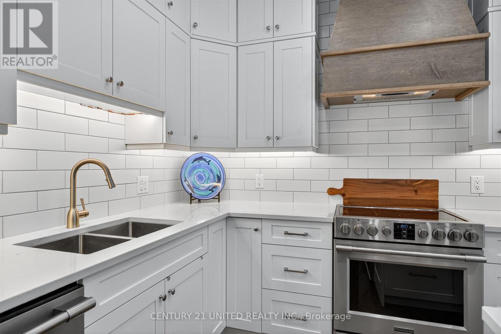 322 Elbow Point Road, Trent Lakes, Ontario  K0L 1J0 - Photo 10 - X12394360