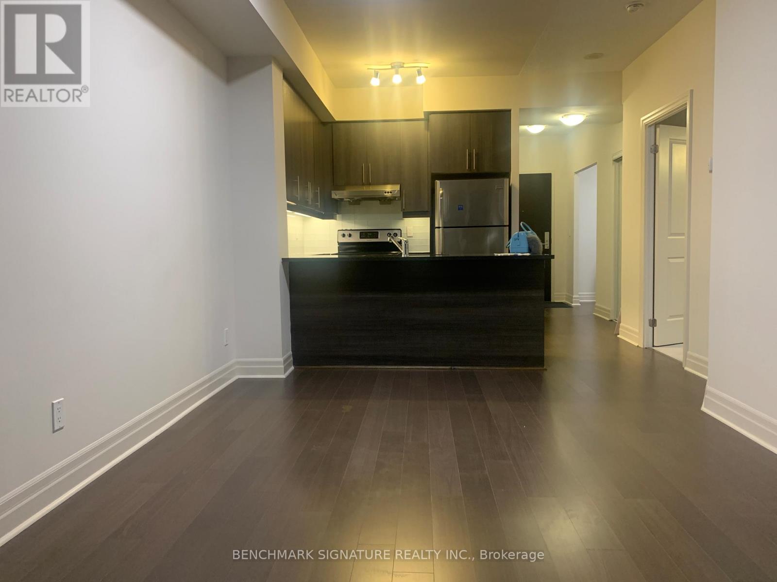 706 - 8130 Birchmount Road, Markham, Ontario  L6G 0E4 - Photo 2 - N12395020